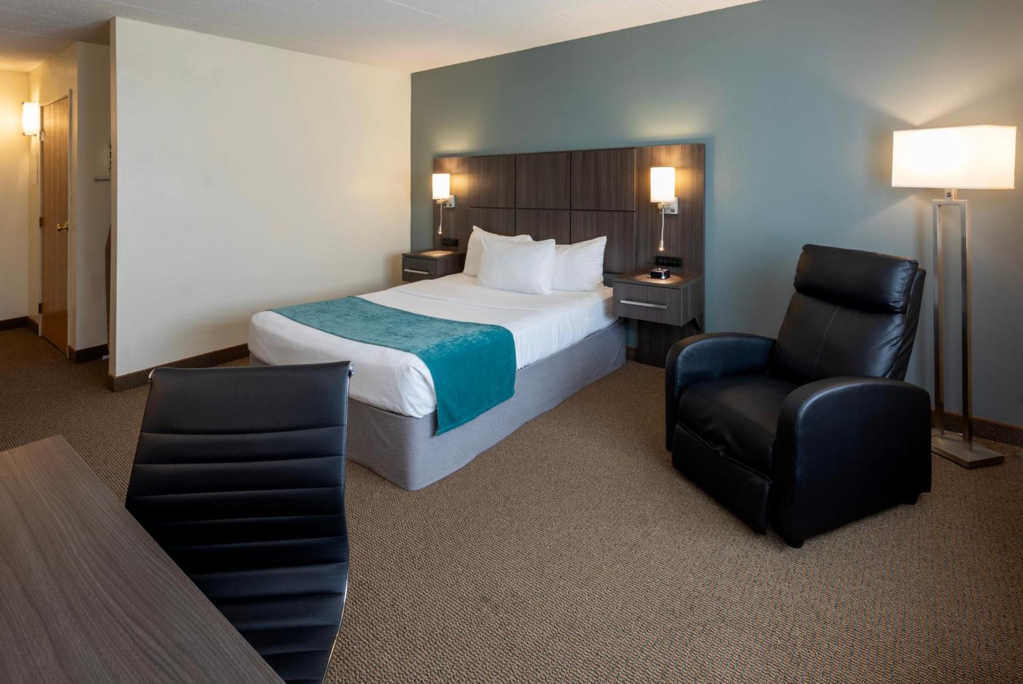 Paynesville Inn & Suites Cameră foto